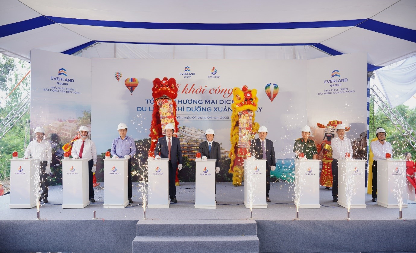 Lễ khởi công Tổ hợp Thương mại Dịch vụ và Du lịch nghỉ dưỡng Xuân Đài Bay ngày 1/4/2025.