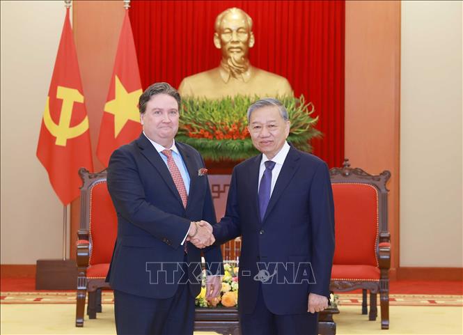 Tổng Bí thư Tô Lâm và Đại sứ Mỹ tại Việt Nam Marc Knapper - Ảnh: TTXVN