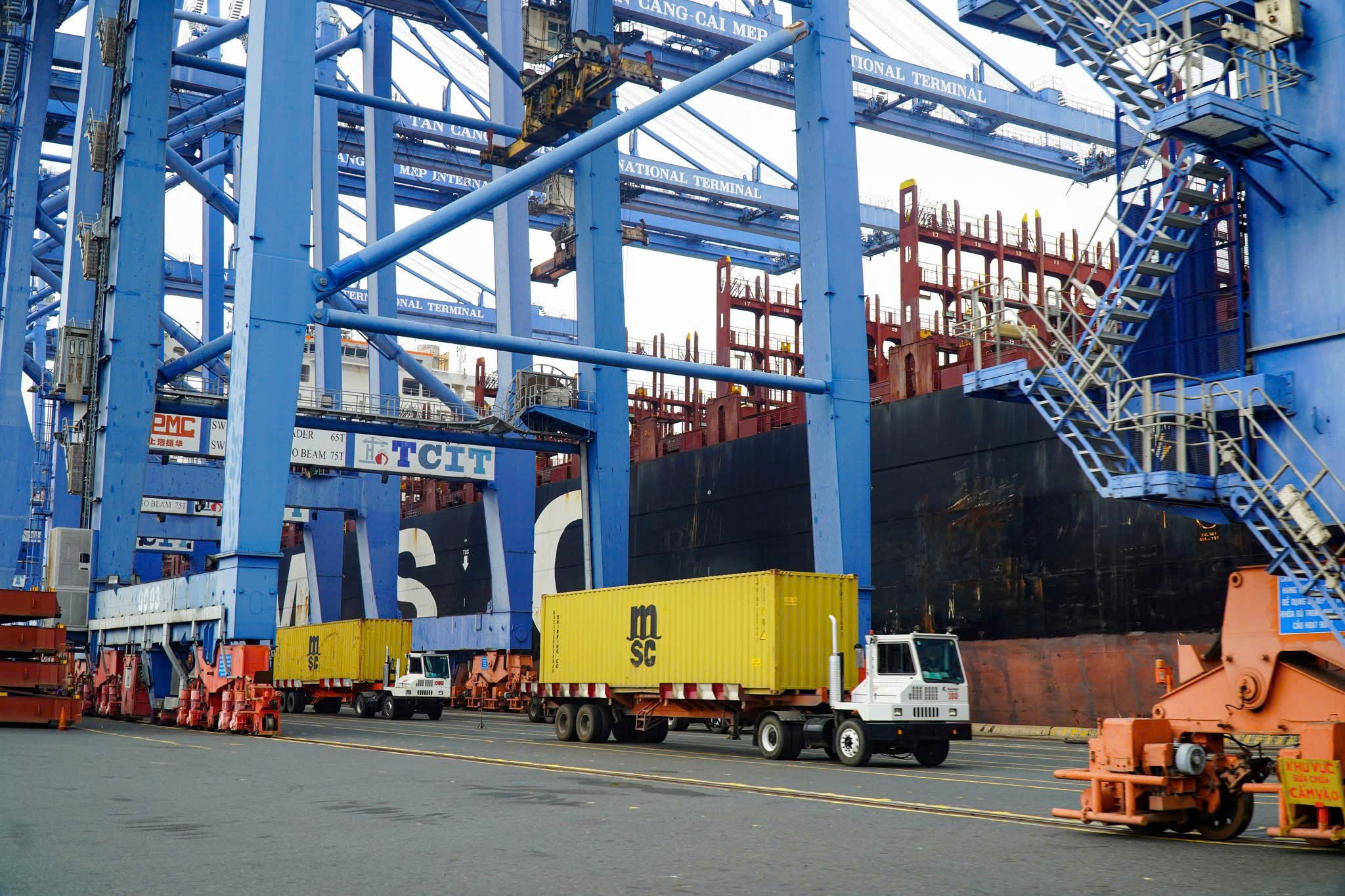 Cần c&oacute; cơ chế, ch&iacute;nh s&aacute;ch mới v&agrave; mở để doanh nghiệp ph&aacute;t triển, trong đ&oacute; c&oacute; ch&iacute;nh s&aacute;ch về hải quan, giải ph&oacute;ng h&agrave;ng tồn. Ảnh mang t&iacute;nh minh họa