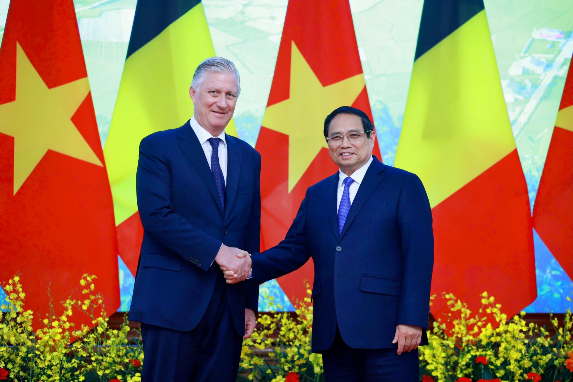 Thủ tướng Chính phủ Phạm Minh Chính hội kiến Nhà Vua Bỉ Philippe - Ảnh: VGP