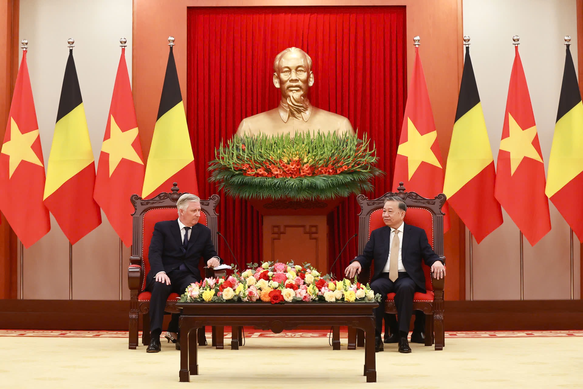 Tổng Bí thư Tô Lâm tiếp Nhà vua Bỉ - Ảnh: VGP