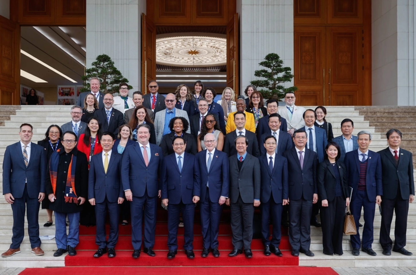 Thủ tướng tiếp đoàn các trường đại học hàng đầu nước Mỹ. Ảnh: VGP