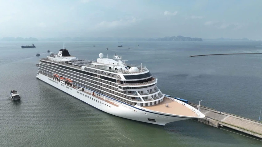 Siêu tàu khách du lịch quốc tế Viking Orion được phép cập cảng Sài GÒn - Hiệp Phước vào tháng 10/2024. Ảnh: T.Sơn