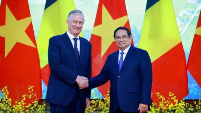 PM proposes Belgium to push for removal of EC yellow card warning on Vietnam’s seafood exports 
