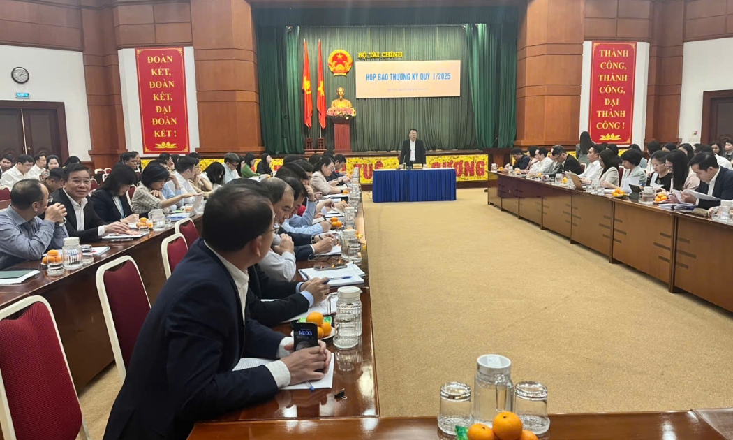 Họp báo thường kỳ Bộ Tài chính ngày 3/4/2025.