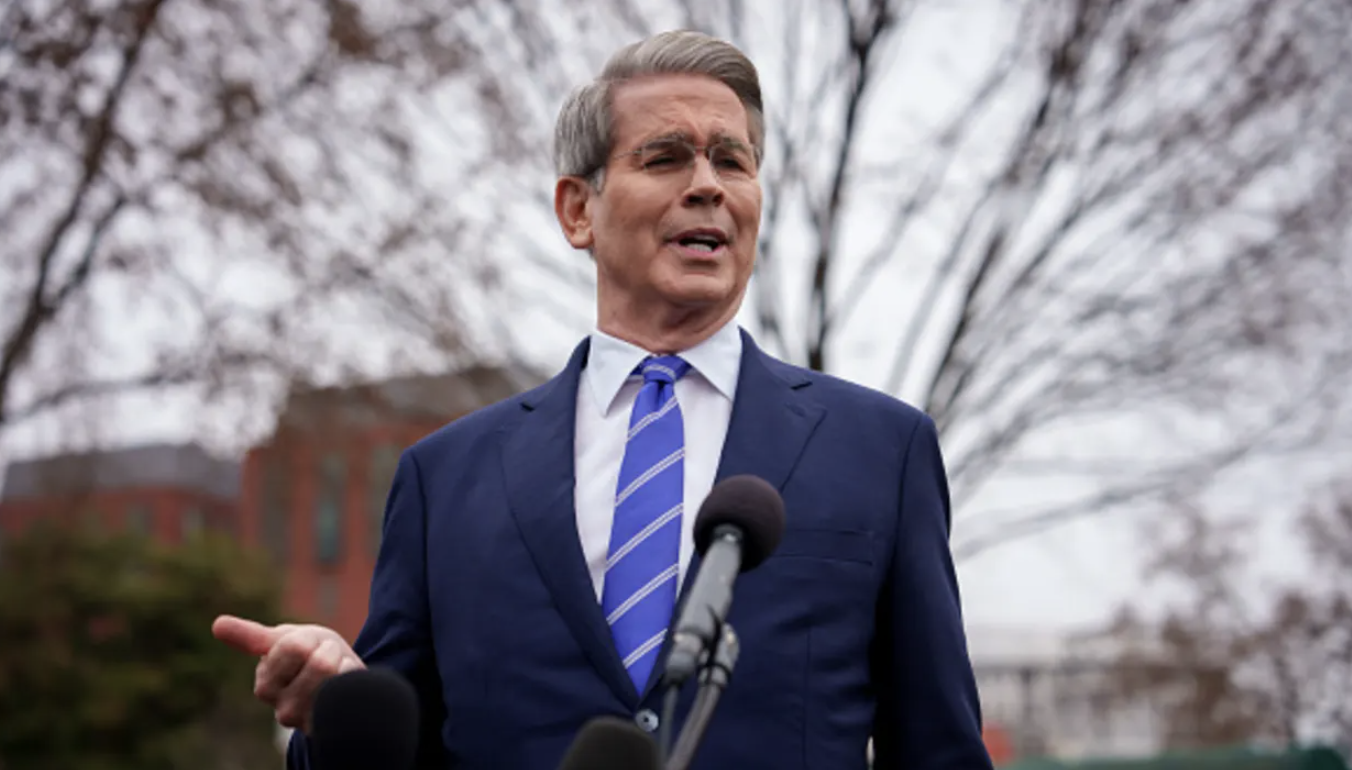 Bộ trưởng Bộ Tài chính Mỹ Scott Bessent - Ảnh: Getty/CNBC.