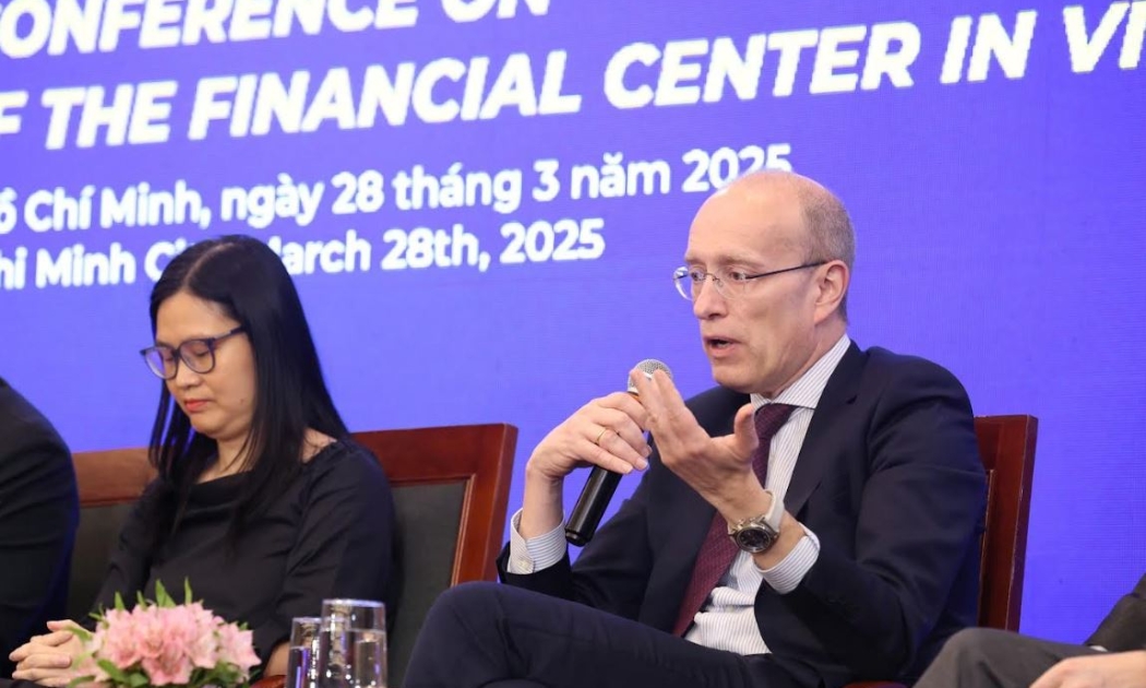  Ông Jens Lottner, Tổng giám đốc Techcombank tại sự kiện.