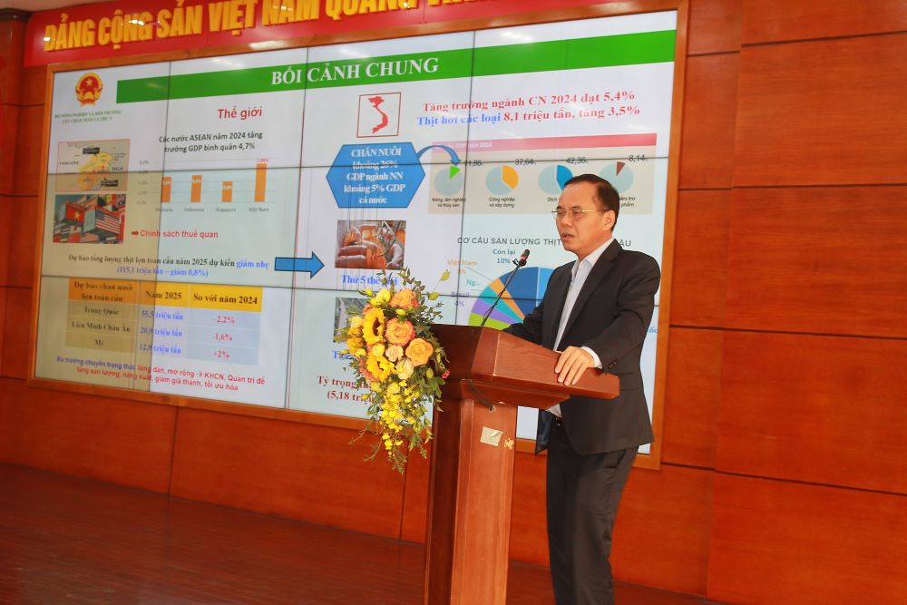 Ông Phạm Kim Đăng: 