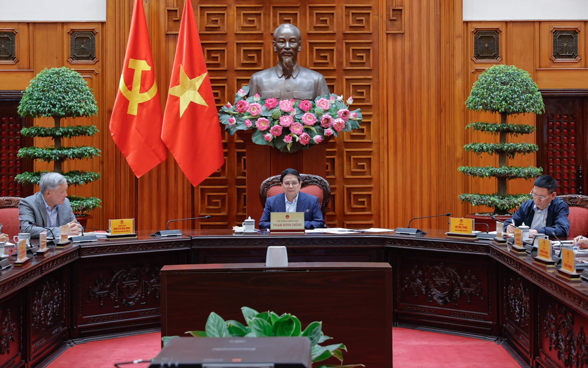 Thủ tướng Chính phủ Phạm Minh Chính chủ trì phiên họp - Ảnh: VGP