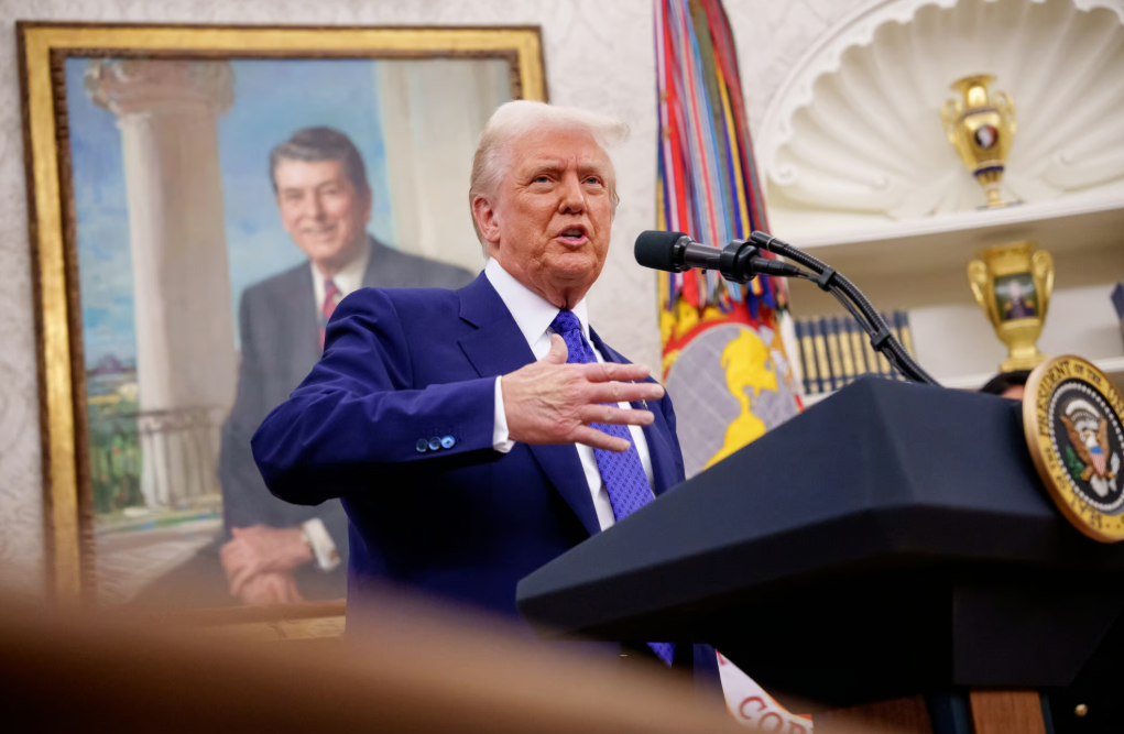 Tùy thuộc vào chiến lược của ông Trump, EC có hai hướng chính để tấn công vào dịch vụ của Mỹ.