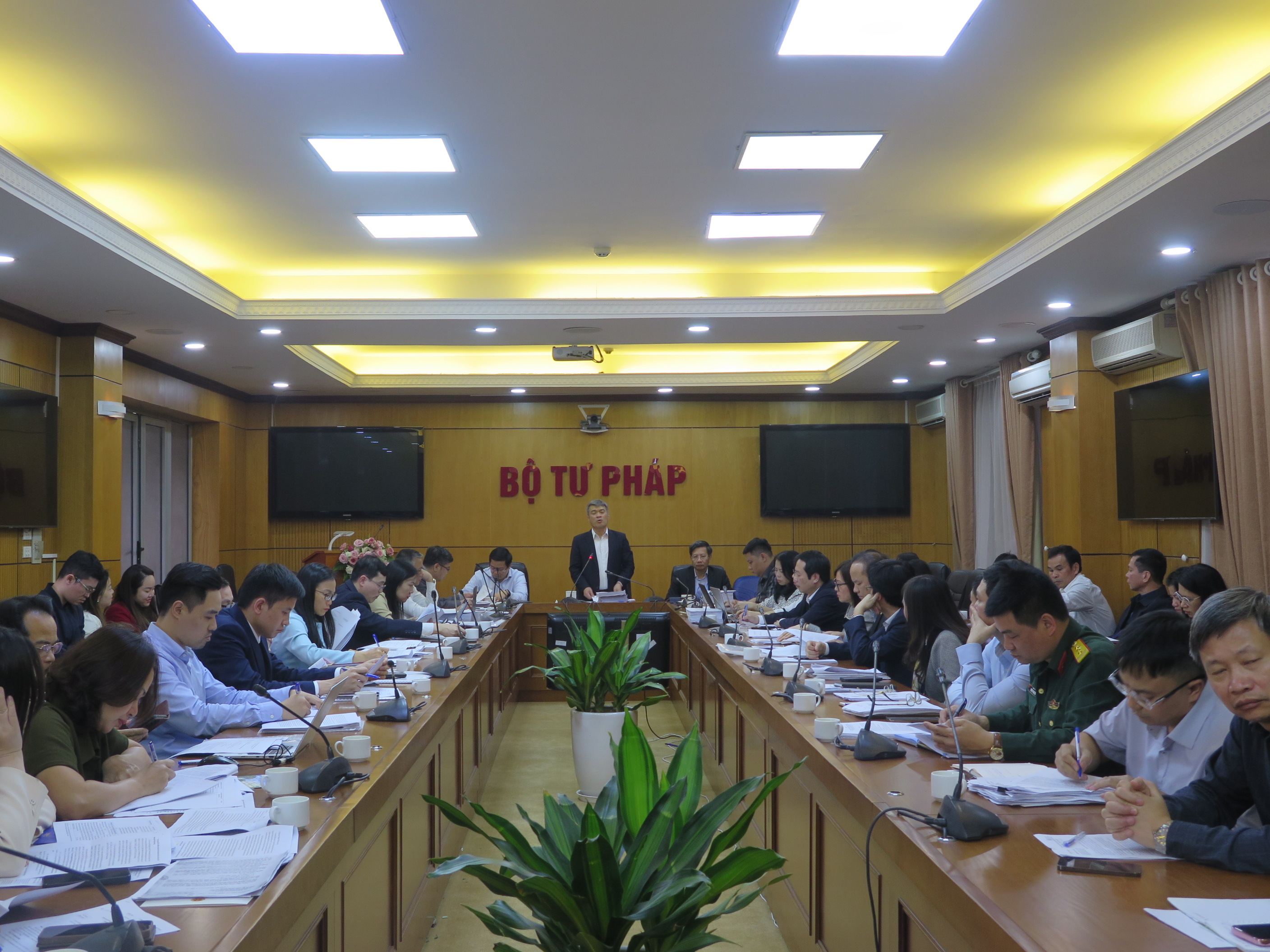 Quang cảnh buổi thẩm định. Ảnh: CTV.