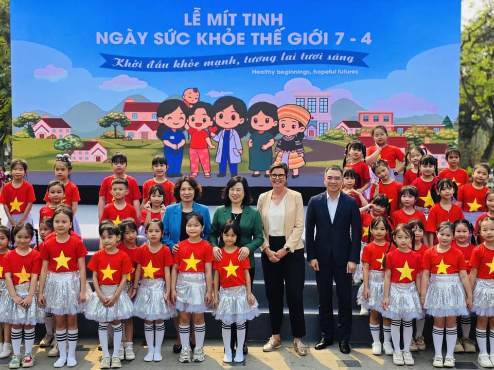 Lễ mít tinh hưởng ứng Ngày Sức khỏe Thế giới năm 2025.