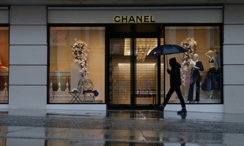 Suy thoái kinh tế Mỹ tác động ra sao đến thị trường xa xỉ toàn cầu?