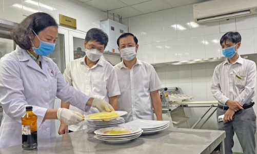 Lập 5 đoàn kiểm tra liên ngành về an toàn thực phẩm tại 10 địa phương 