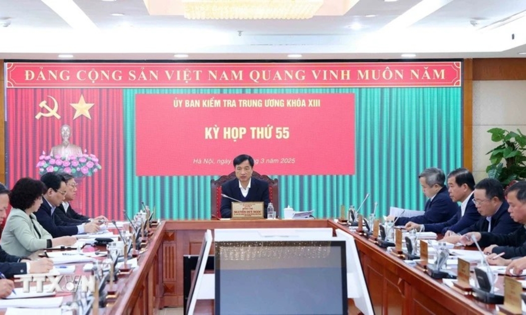 Ông Nguyễn Duy Ngọc, Ủy viên Bộ Chính trị, Bí thư Trung ương Đảng, Chủ nhiệm Ủy ban Kiểm tra Trung ương chủ trì kỳ họp. Ảnh: TTXVN