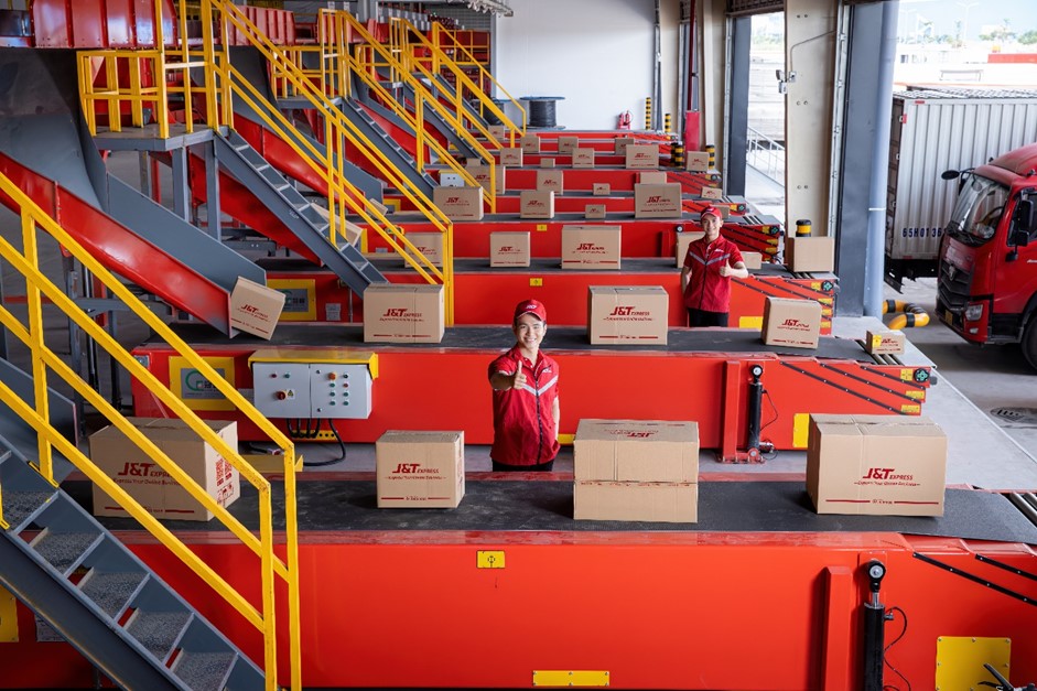 J&T Express ch&uacute; trọng trong quản trị doanh nghiệp v&agrave; x&acirc;y dựng hệ thống an to&agrave;n th&ocirc;ng tin vững chắc.