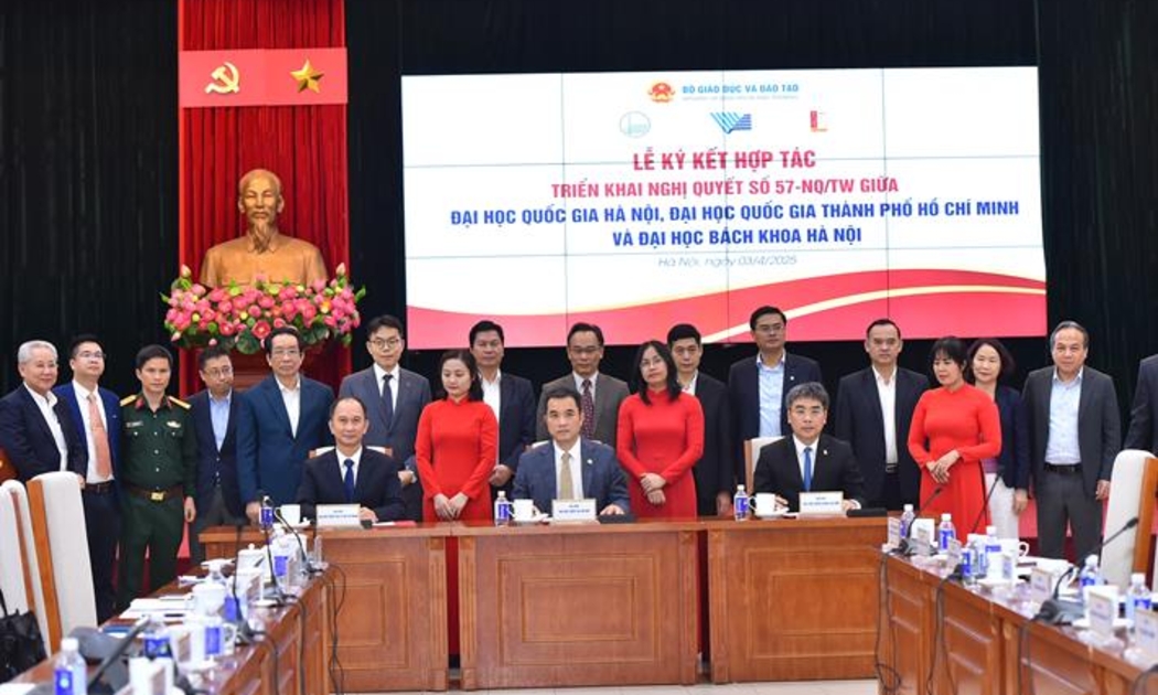 Ba trường đại học ký kết hợp tác. Ảnh: MOET.