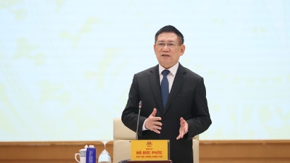 Government suggests U.S. postponse implementing new tariff policy