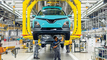 Standard Chartered forecasts strong growth for Vietnam in Q1      