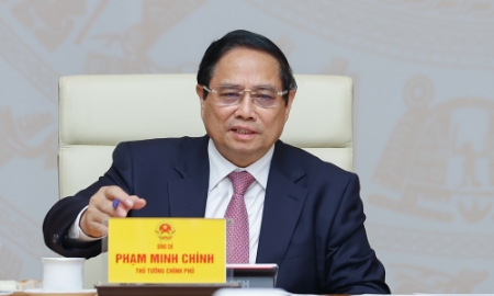 Thủ tướng: Kiểm soát chặt chẽ xuất xứ hàng hóa vào Việt Nam, chống hàng giả, hàng đội lốt