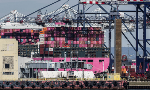 EU đề xuất đánh thuế 25% hàng Mỹ để trả đũa nhưng ưu tiên đàm phán