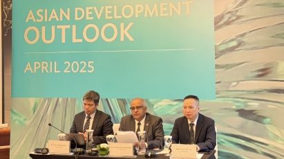 ADB projects Vietnam's GDP growth in 2025