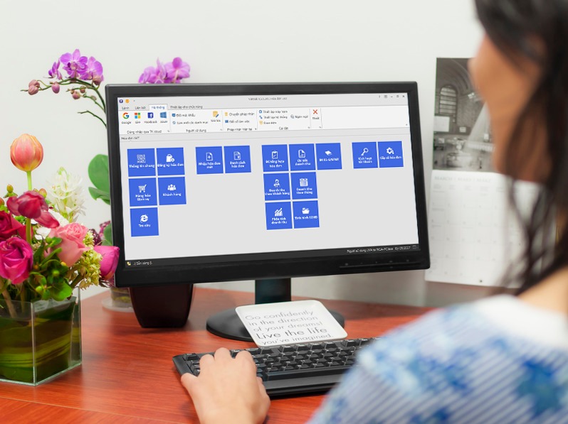 Việc áp dụng hóa đơn điện tử được xem là một bước tiến quan trọng trong công cuộc chuyển đổi số ngành tài chính. Ảnh minh họa