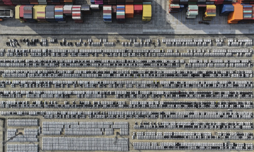 Nhà Trắng xác nhận hàng Trung Quốc vào Mỹ bị áp thuế quan 145%, không phải 125%