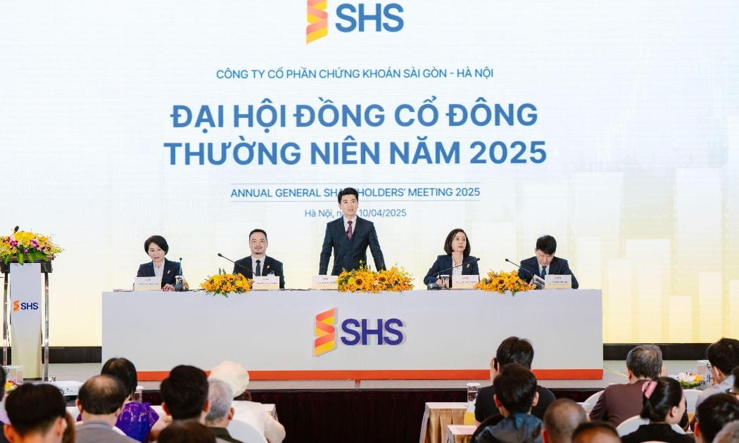 Đoàn Chủ tịch điều hành ĐHĐCĐ SHS năm 2025.