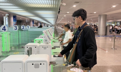 Yêu cầu 100% sân bay, bến cảng, cửa khẩu ứng dụng công nghệ sinh trắc học trên VNeID