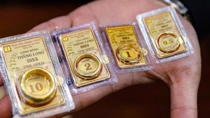 Domestic gold prices skyrocket to historic high