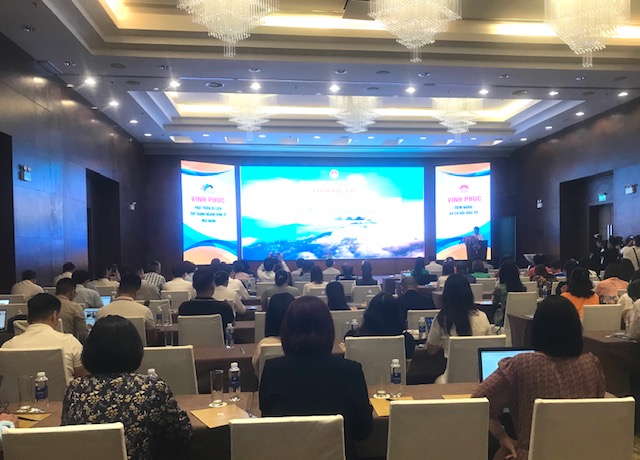 Quang cảnh Hội nghị x&uacute;c tiến quảng b&aacute;o du lịch tỉnh Vĩnh Ph&uacute;c tại Đ&agrave; Nẵng. Ảnh Ng&ocirc; Anh Văn