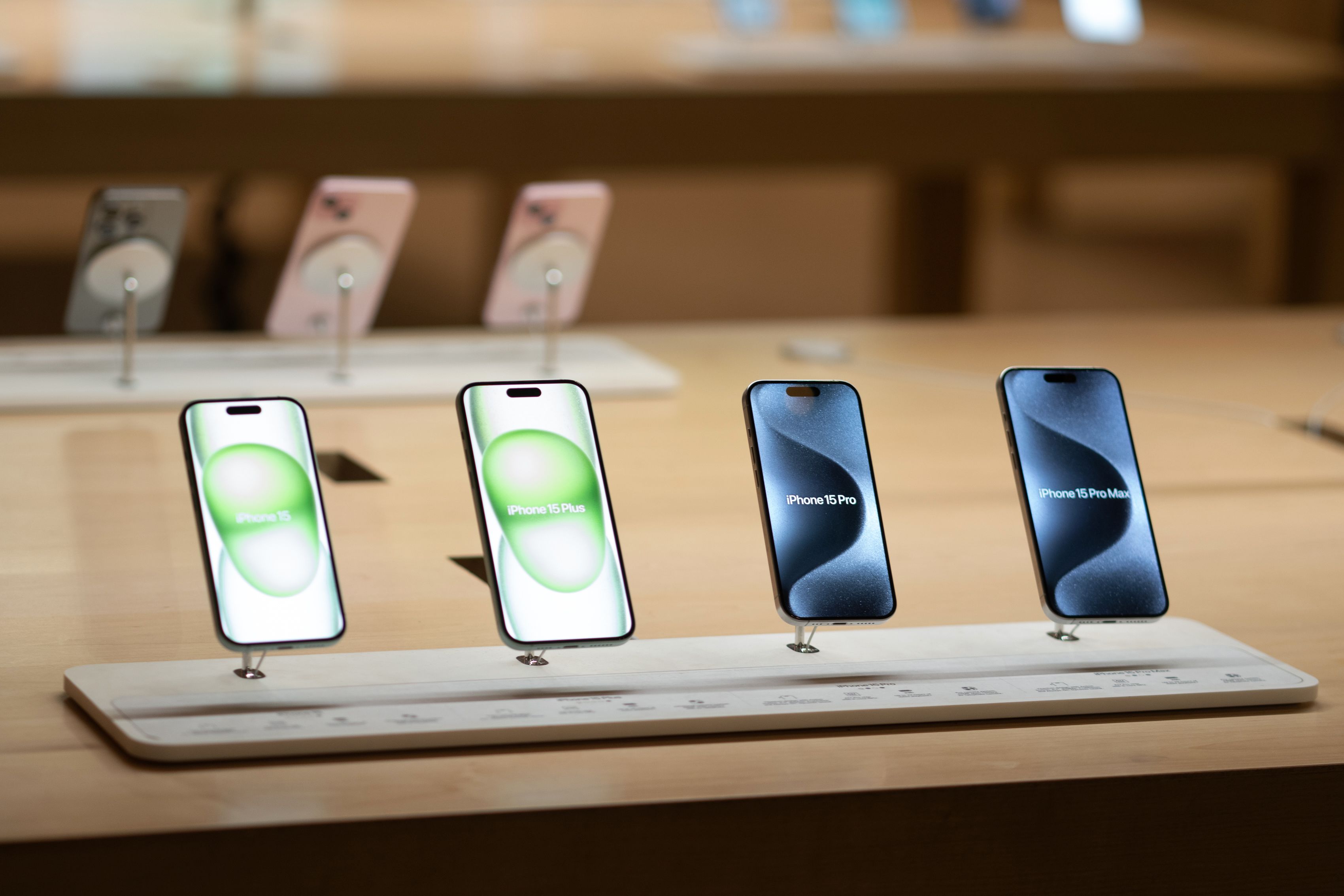 Giá iPhone có khả năng tăng cao. 