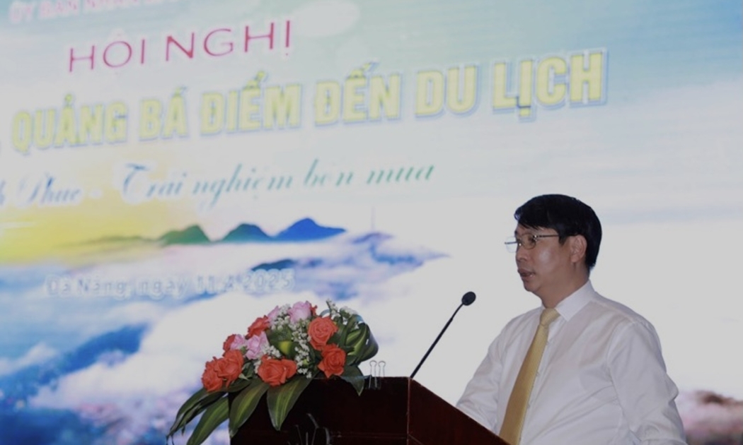 Phó Chủ tịch UBND tỉnh Vĩnh Phúc Nguyễn Khắc Hiếu phát biểu tại Hội nghị. Ảnh Ngô Anh Văn