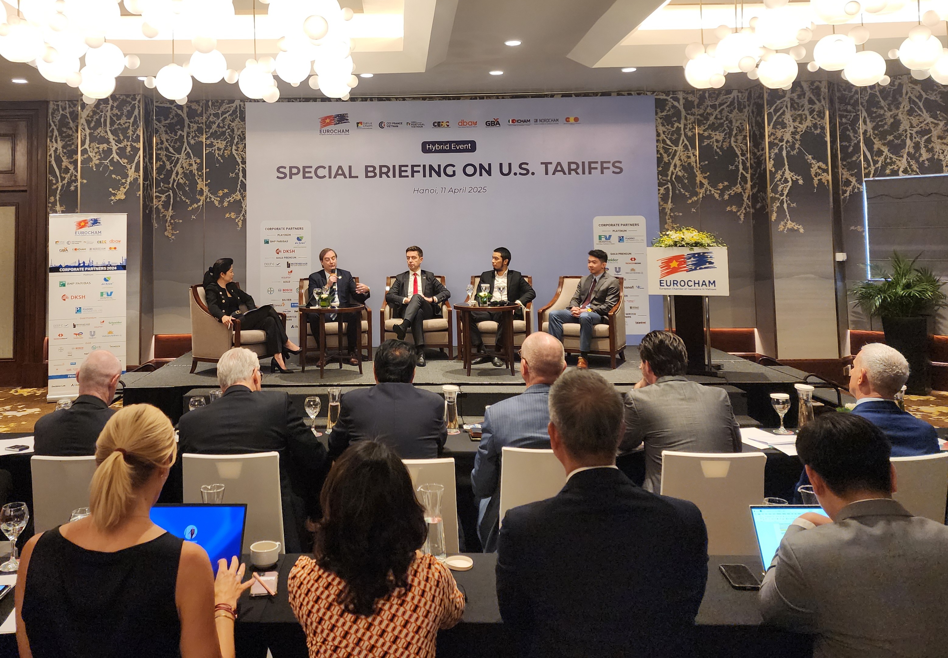 C&aacute;c doanh nghiệp ch&acirc;u &Acirc;u khẳng định tiếp tục gắn b&oacute; l&acirc;u d&agrave;i với Việt Nam.