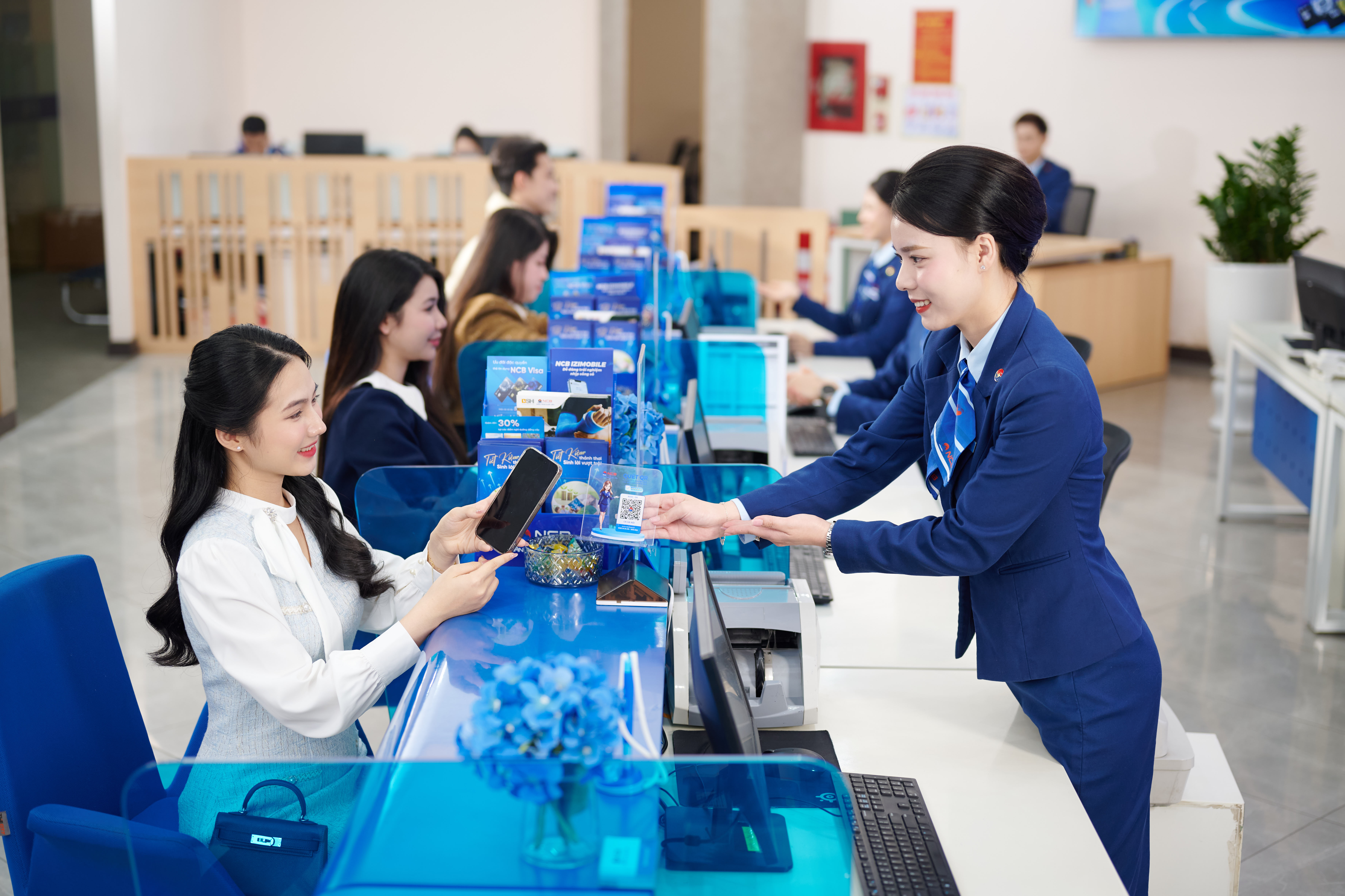 NCB tiến dần tới mục ti&ecirc;u trở th&agrave;nh ng&acirc;n h&agrave;ng cung cấp dịch vụ v&agrave; giải ph&aacute;p t&agrave;i ch&iacute;nh h&agrave;ng đầu thị trường.