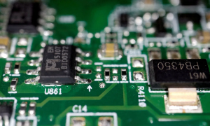 Mỹ khởi động điều tra để đánh thuế quan chip và dược phẩm