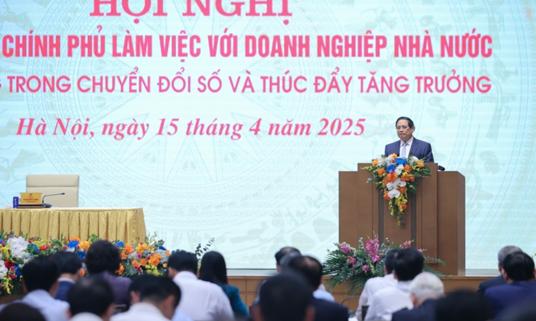 Thủ tướng Chính phủ Phạm Minh Chính chủ trì Hội nghị Thủ tướng Chính phủ làm việc với doanh nghiệp nhà nước tiên phong trong chuyển đổi số và thúc đẩy tăng trưởng - Ảnh: VGP