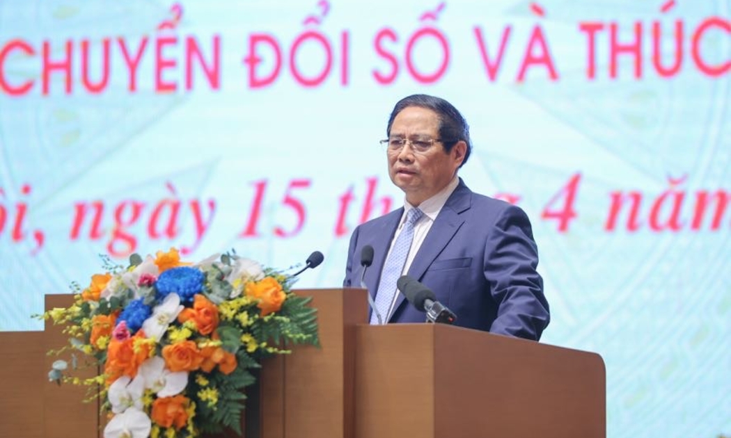 Thủ tướng chủ trì hội nghị - Ảnh: VGP