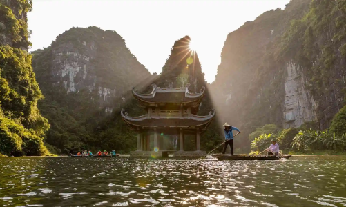 Chuyển đổi số đồng hành cùng du lịch xanh