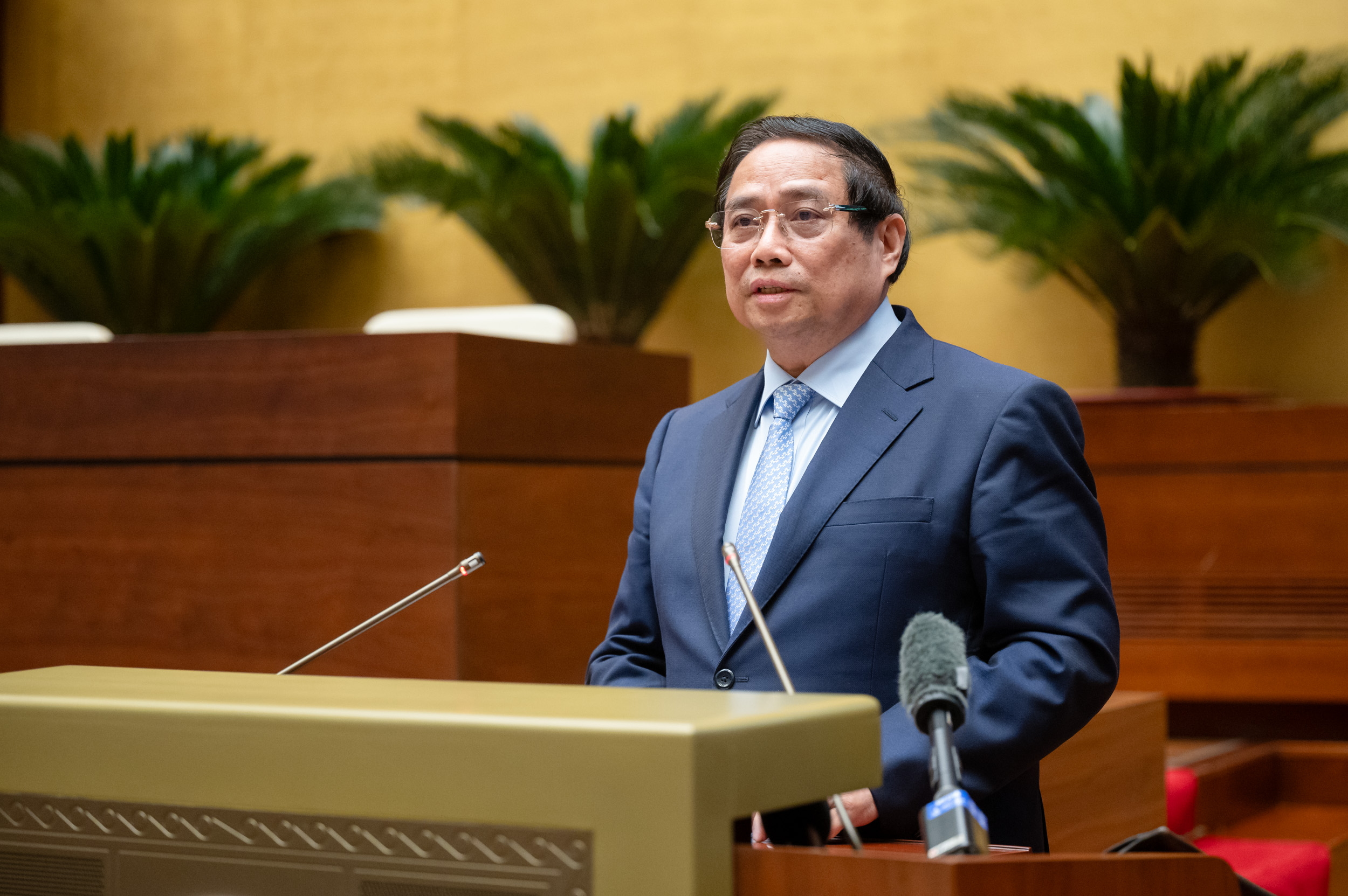 hủ tướng Chính phủ Phạm Minh Chính trình bày Chuyên đề - Ảnh: Quochoi.vn