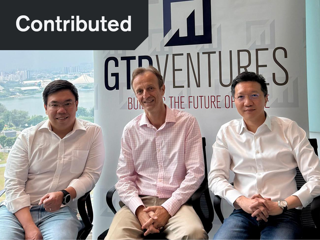 Các đồng sáng lập của DutyCast và GTR Ventures (Từ trái sang phải: Tâm Đặng, Rupert Sayer, Kelvin Tan)