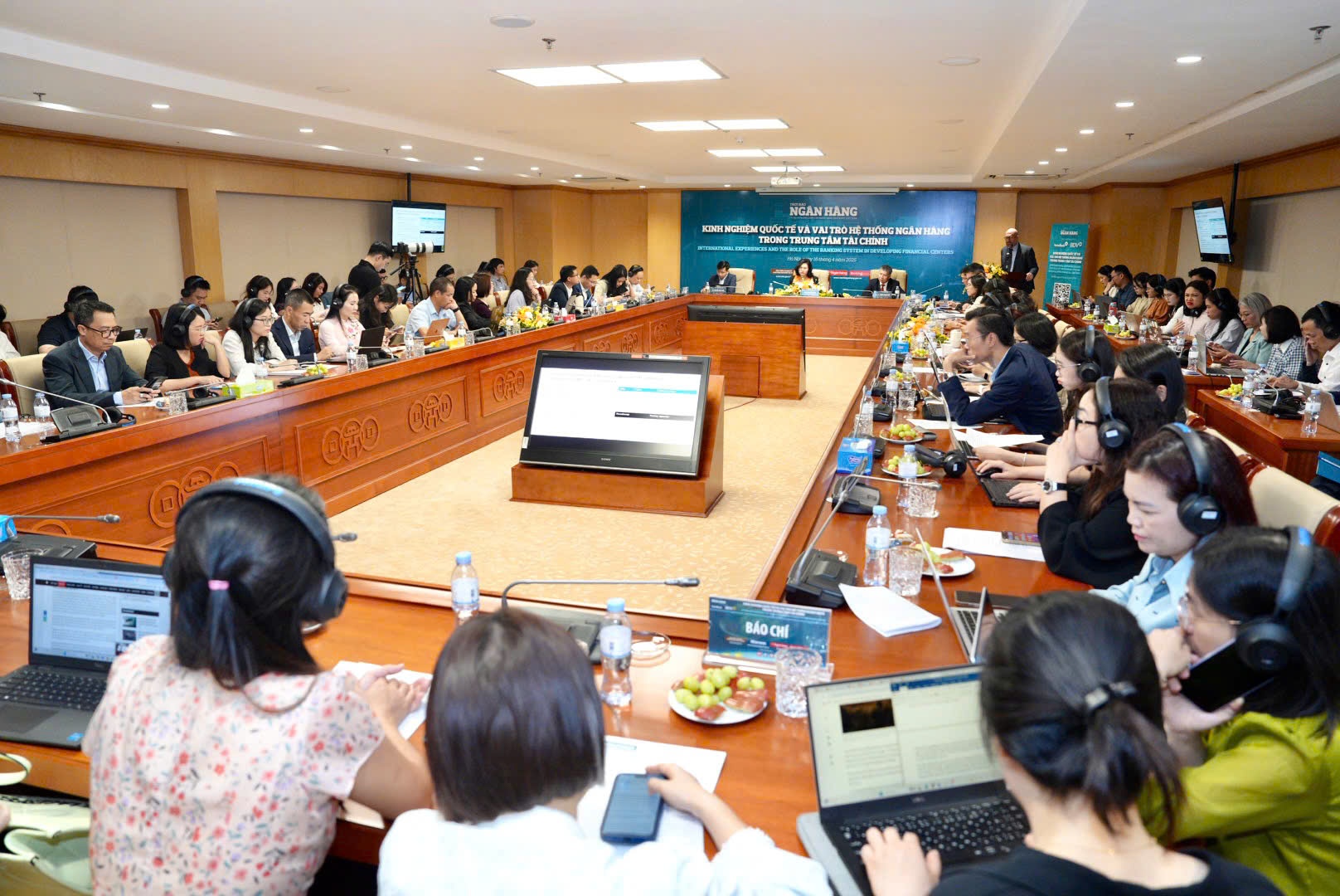 Quang cảnh hội thảo.