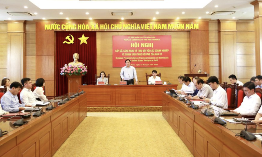 Toàn cảnh hội nghị.