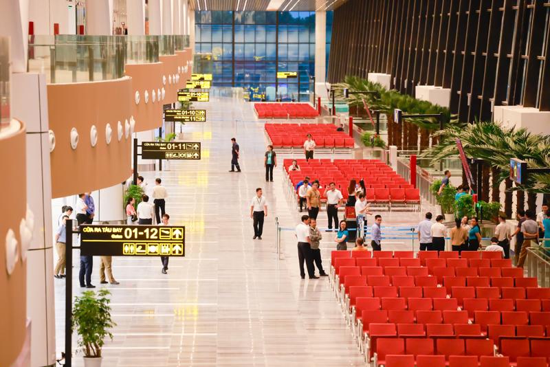 T3 Terminal at Tan Son Nhat airport before processing its first passengers.