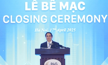 Thủ tướng Chính phủ Phạm Minh Chính phát biểu bế mạc Hội nghị Thượng đỉnh Diễn đàn Đối tác vì tăng trưởng xanh và mục tiêu toàn cầu 2030 (P4G) lần thứ 4 vào chiều ngày 17/4/2025. Nguồn: VGP.