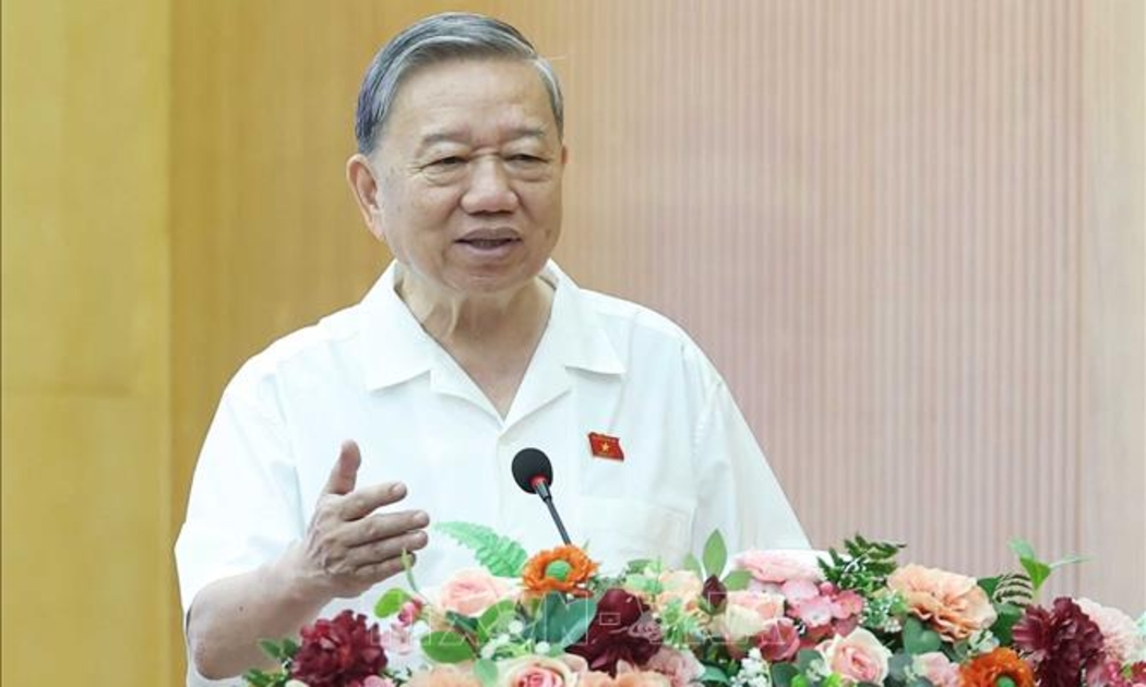 Tổng Bí thư Tô Lâm tiếp xúc cử tri Hà Nội trước kỳ họp thứ 9, Quốc hội khóa XV-.  Ảnh: TTXVN