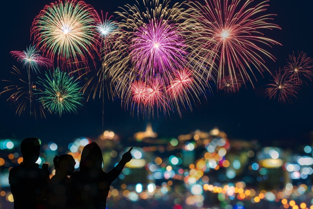 SAM Towers sở hữu tầm nh&igrave;n ngắm ph&aacute;o hoa m&atilde;n nh&atilde;n m&ugrave;a Lễ hội DIFF. Nguồn Shutter