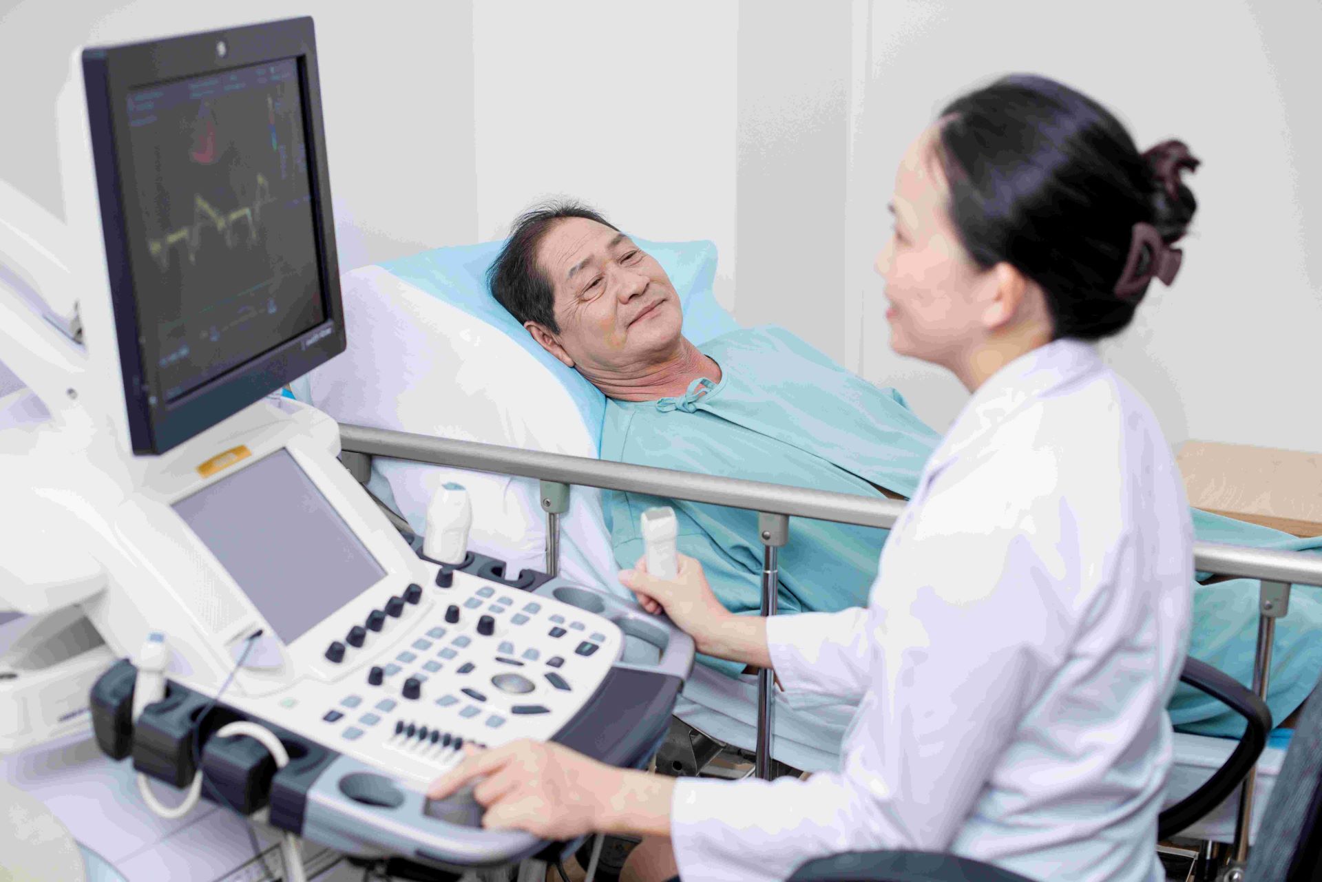 Bệnh nh&acirc;n tại Việt Nam c&oacute; thể chuyển tuyến đến c&aacute;c bệnh viện h&agrave;ng đầu thuộc hệ thống Cleveland Clinic tại Hoa Kỳ.