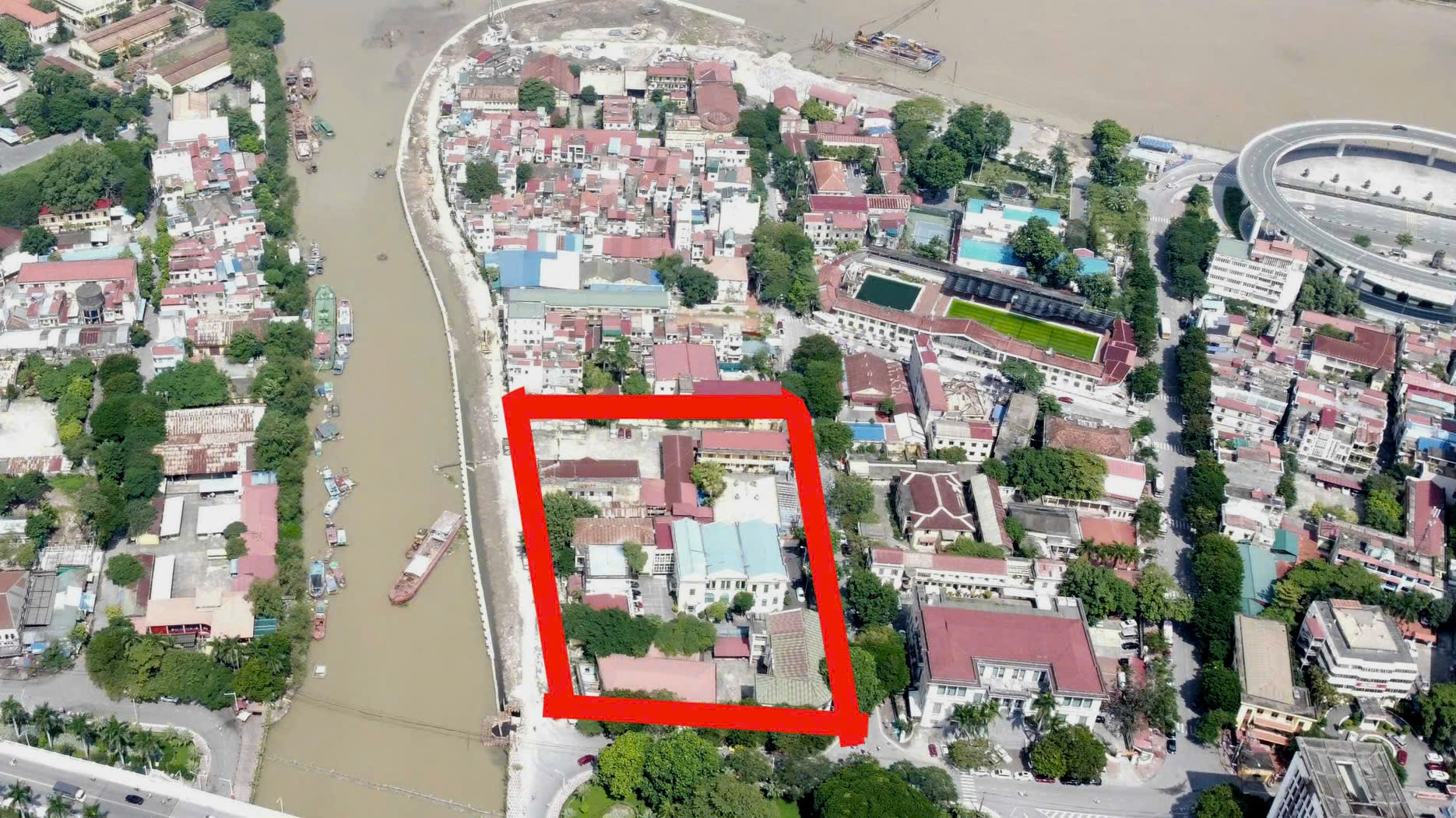 Dự án chỉnh trang đô thị khu vực bến xe Lạc Long cũ ách tắc giải phóng mặt bằng